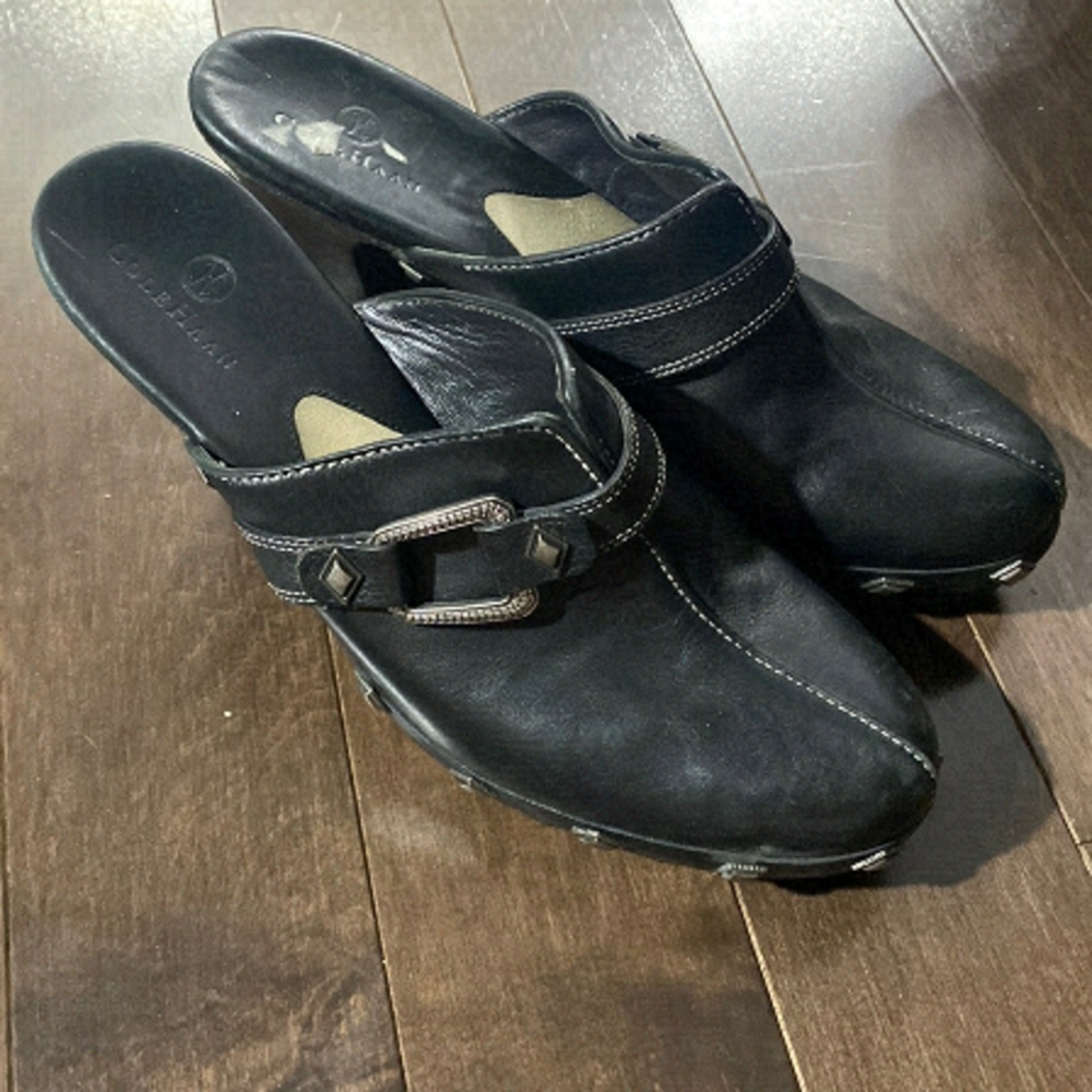 3/$30 COLE Haan Tovah Studded Heeled Mules Clogs size 8‎